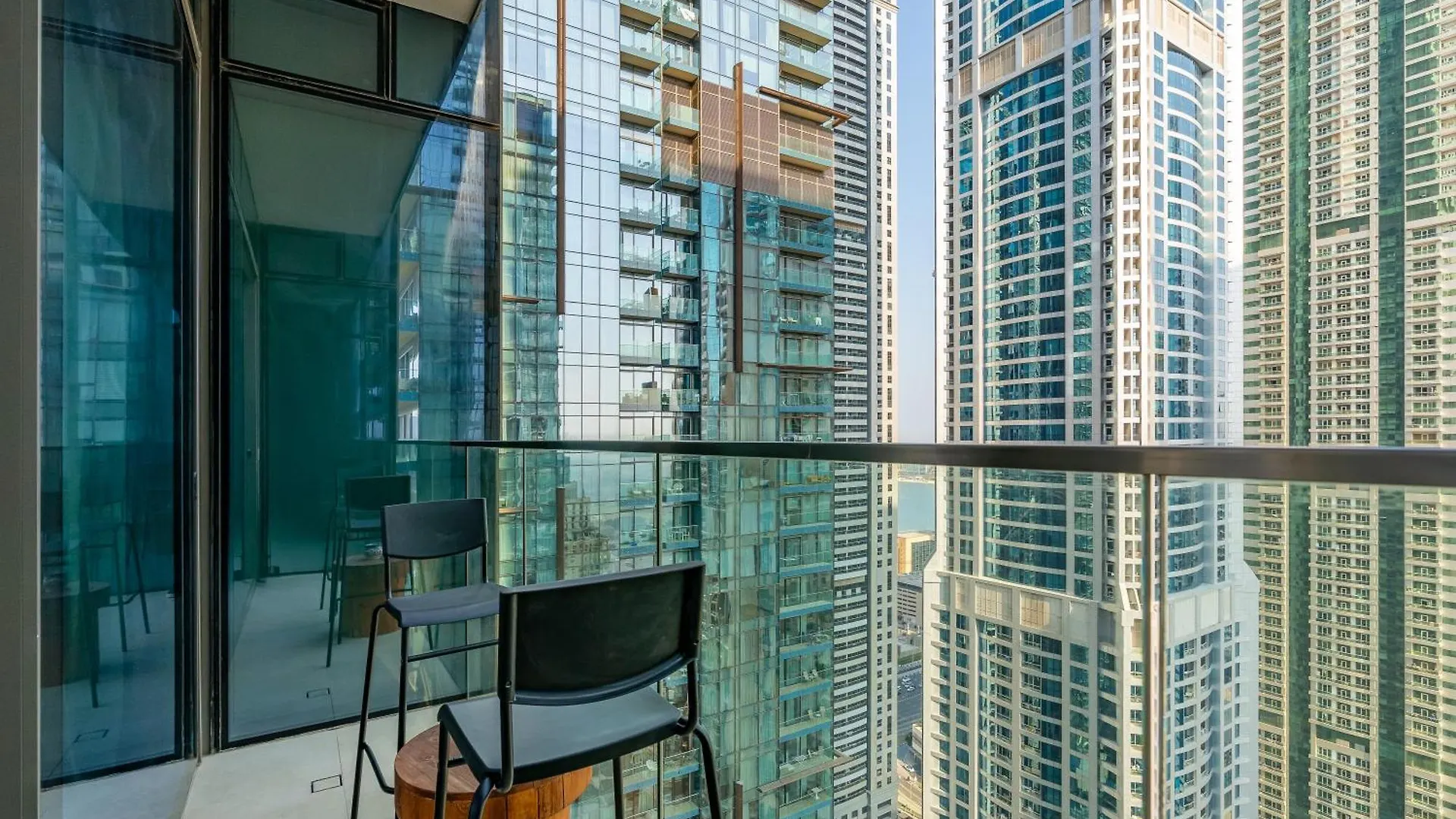 Serene 1Br Escape With Pool & Gym Access Dubai United Arab Emirates