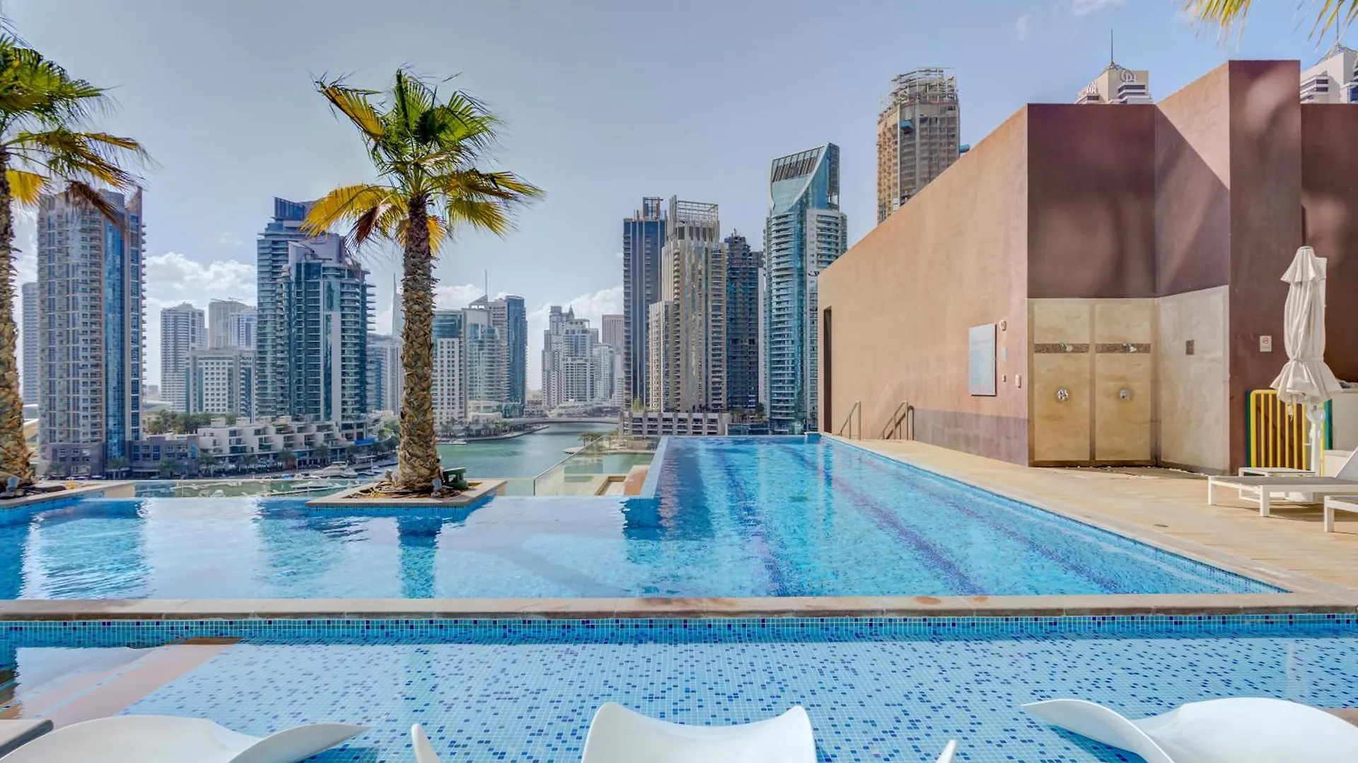 Apartment Serene 1Br Escape With Pool & Gym Access Dubai