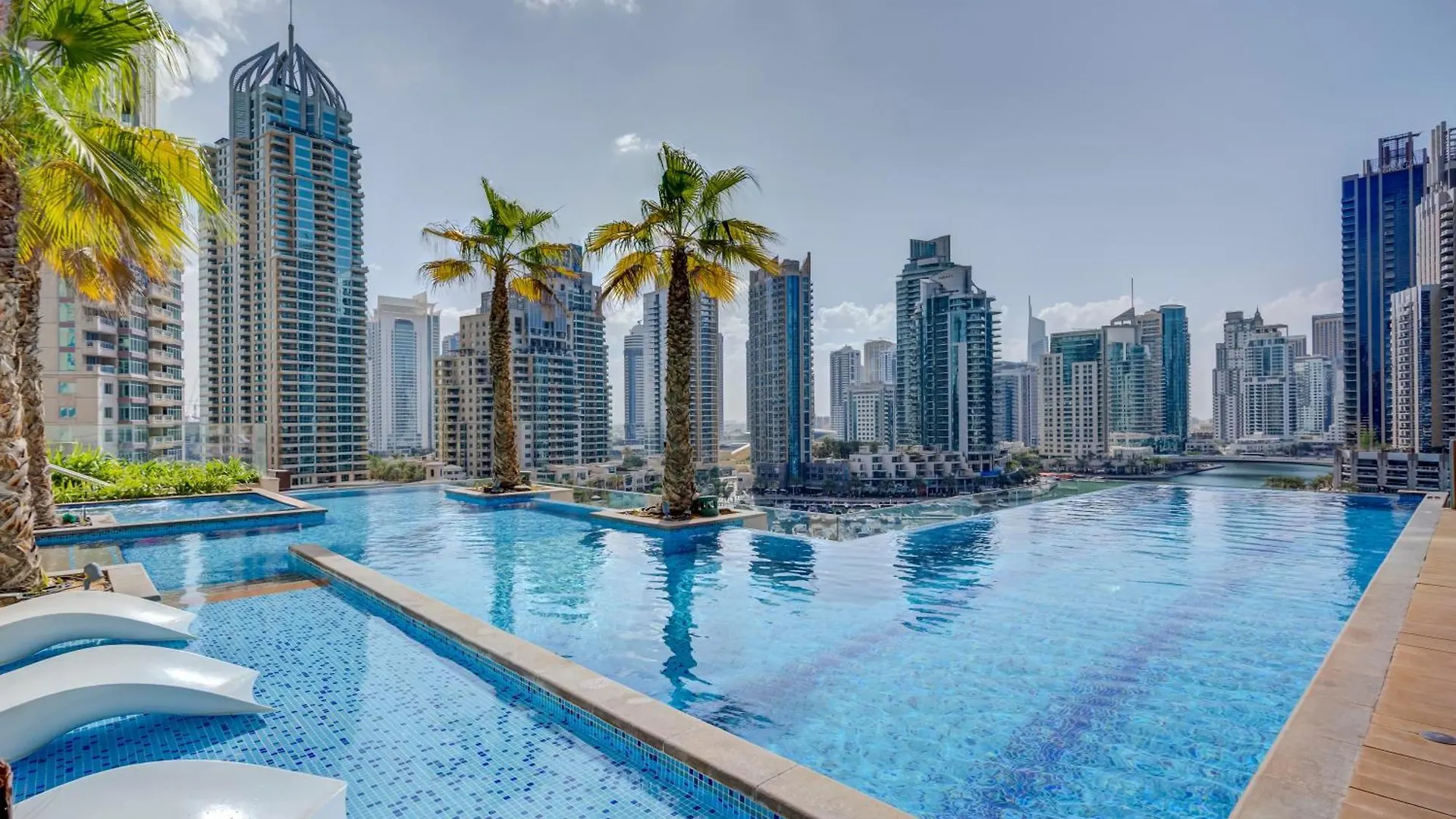 Serene 1Br Escape With Pool & Gym Access Dubaj Zjednoczone Emiraty Arabskie